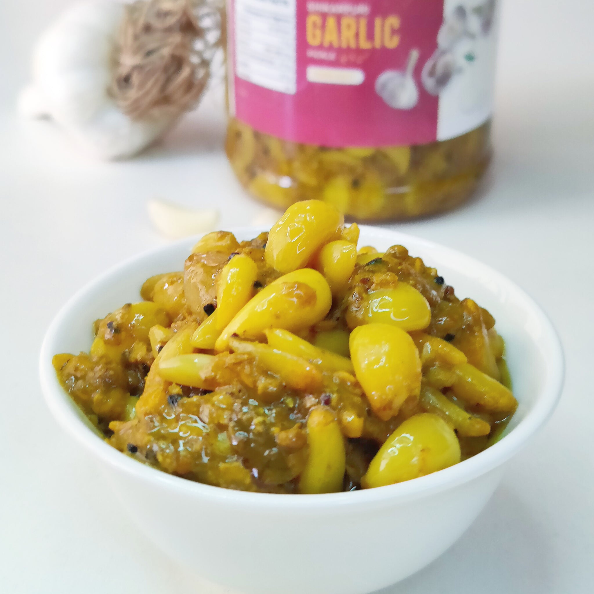 *LAHSUN ACHAR*